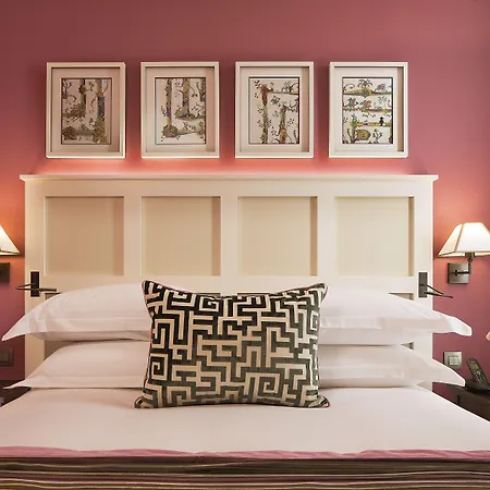 Hotel Les Tournelles