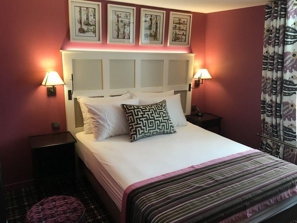 Les Tournelles Parigi